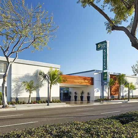 Studio Inn & Suites At Promenade Downey